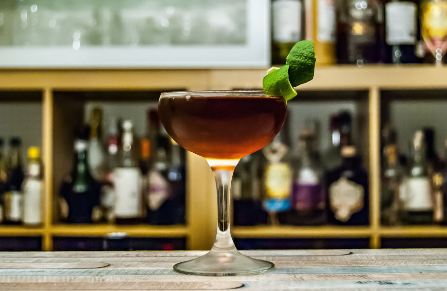 coctel manhattan