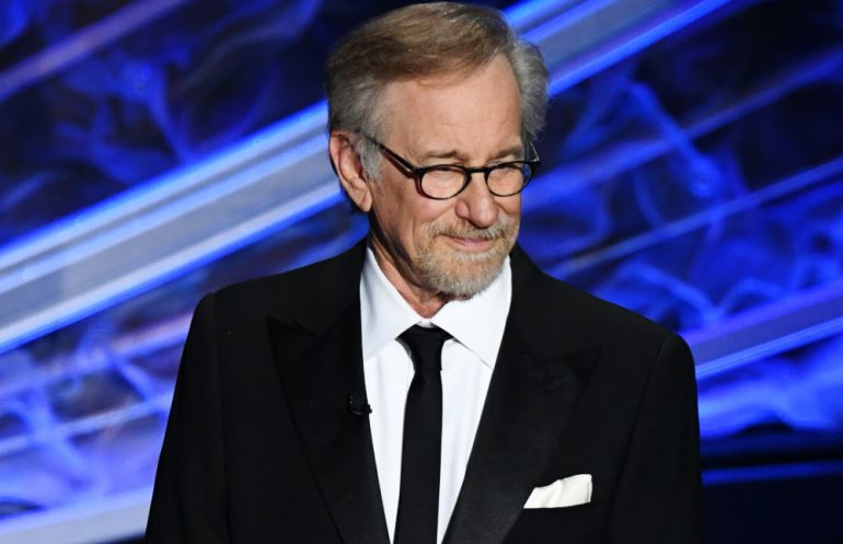 Steven Spielberg avergonzado Mikaela Foto Getty Images