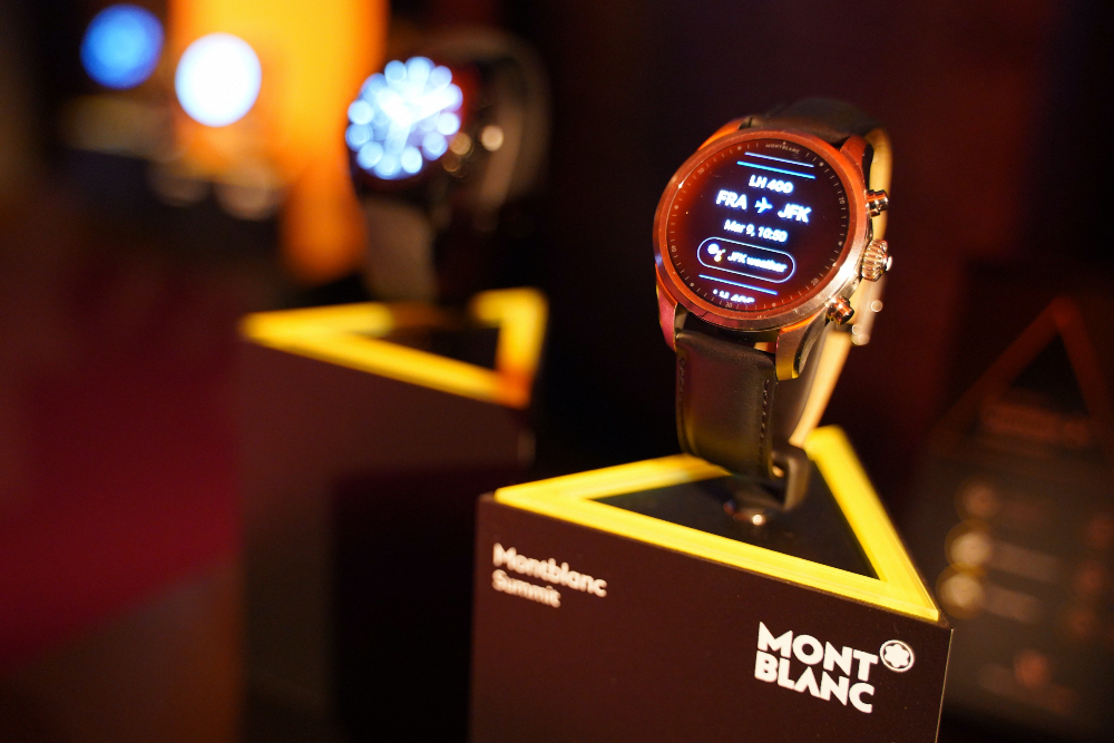 Gadgets: Probamos el Montblanc Summit 2+: un reloj de lujo que también es  inteligente