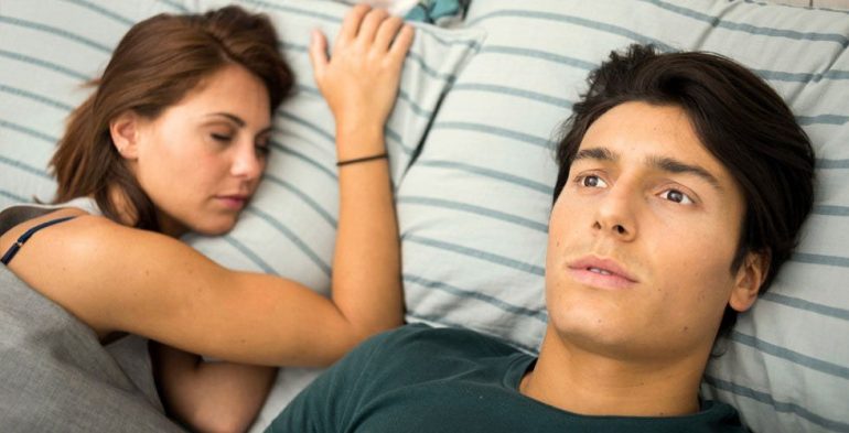 MANERAS DE DORMIR CON TU PAREJA_2