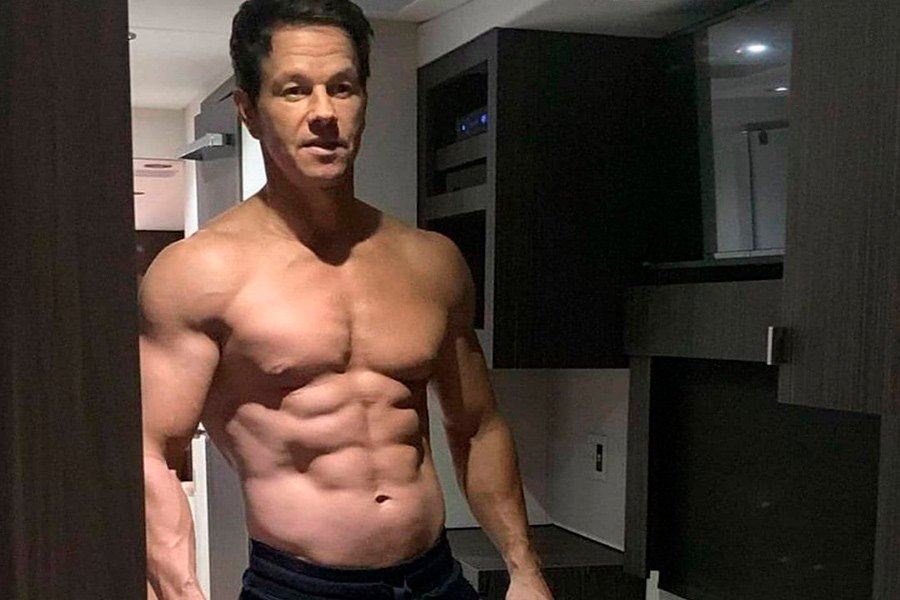 La Dieta Vegana De Mark Walhberg Para Cuarentena Esquire