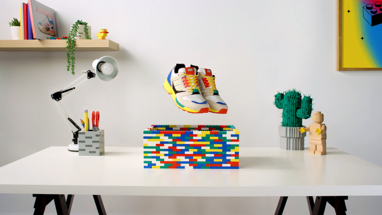 Adidas LEGO tenis caja
