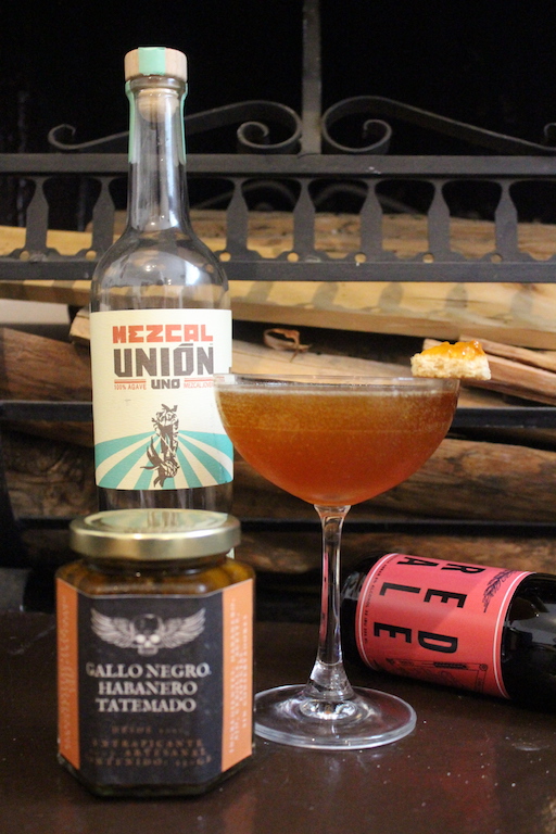 Cocteles con mezcal - Mercado Unión