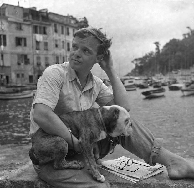 Truman Capote y perro