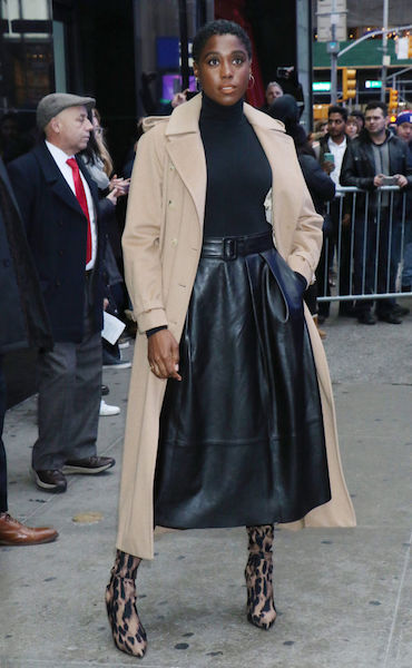 Lashana Lynch es la nueva 007 - street style