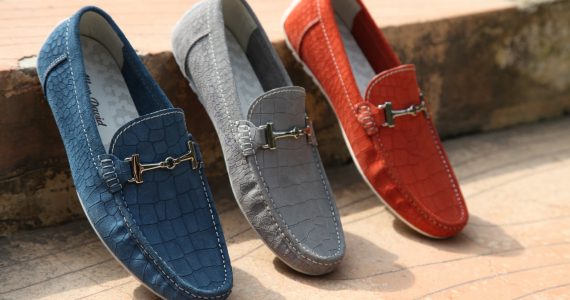 cinturón debe combinar con zapatos