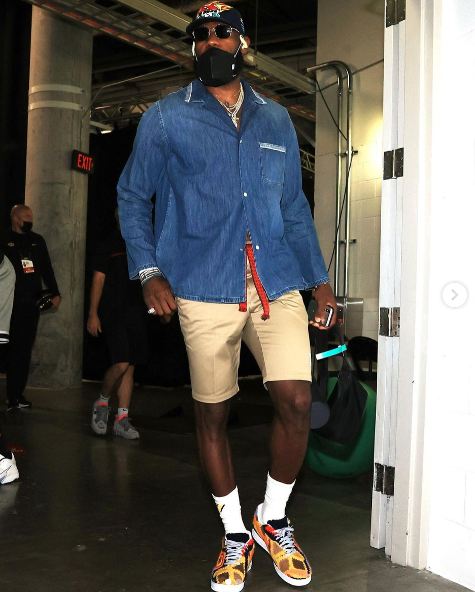 LeBron James es el atleta más atacado en redes sociales