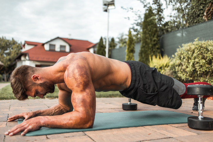 cómo se pueden corregir los abdominales asimétricos