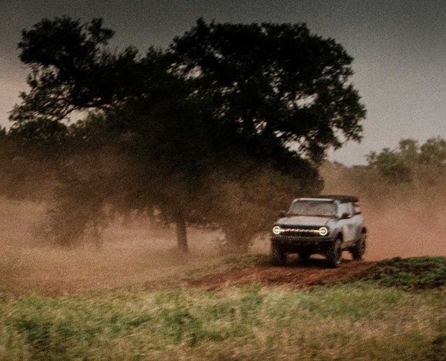 V8 Ford Bronco Desert Racer
