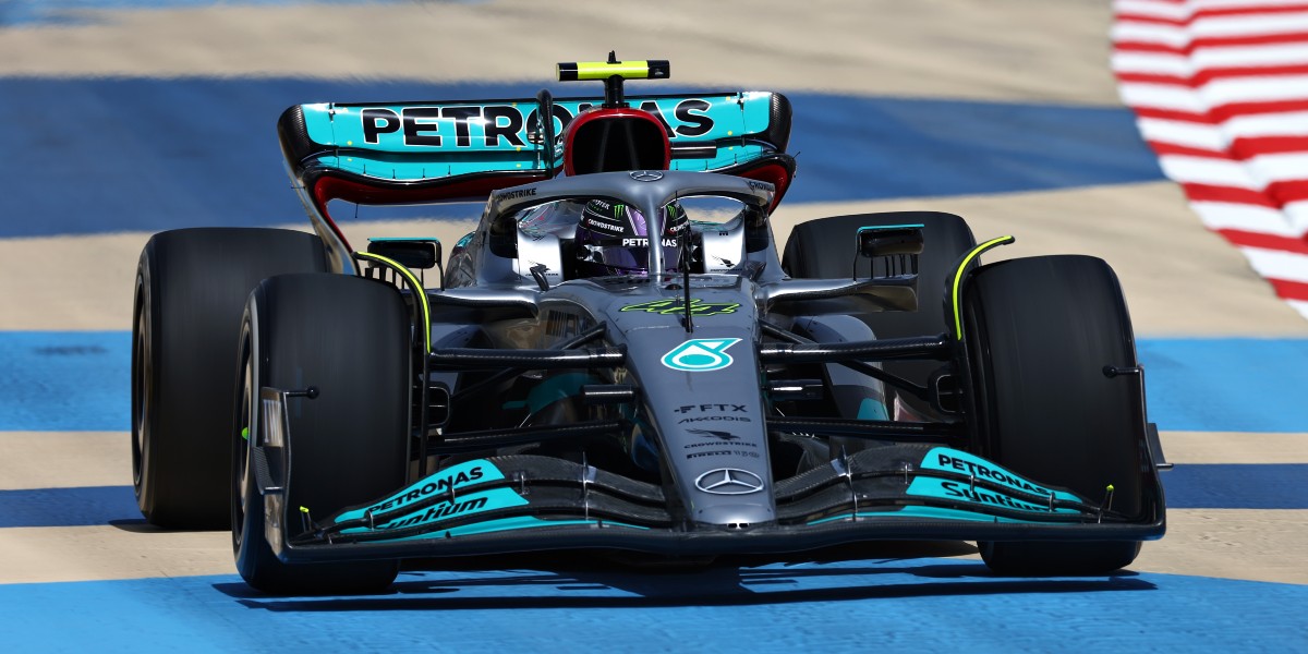 Lewis Hamilton en su Mercedes