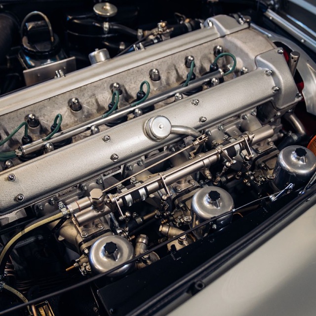 El motor del DB5