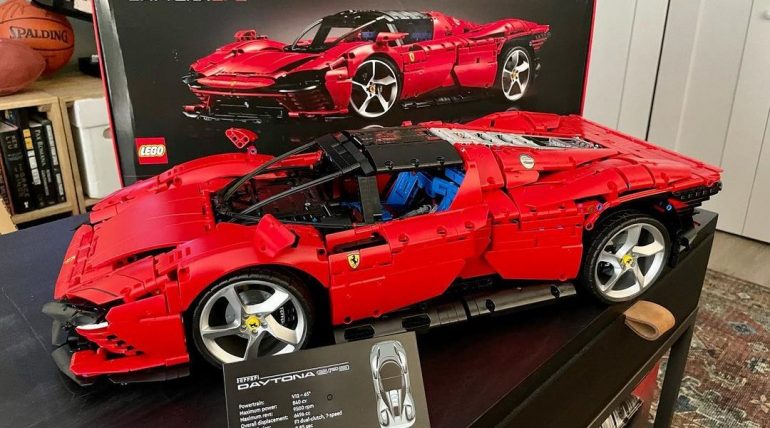 Set de LEGO de Ferrari