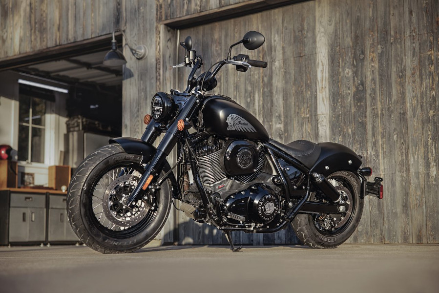 Indian Chief Bobber Dark Horse, saluden al jefe Esquire